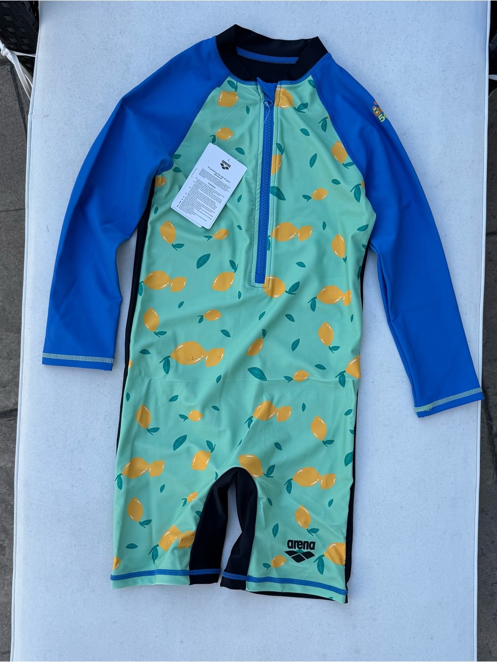 Arena Kids UPF 50+ Long Sleeve Sunsuit Size 140 NWT